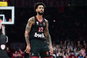 Ντόρσεϊ στο «10»: «Η αγκαλιά με τον κόουτς δείχνει την αγάπη μας – Σημαντικό να αντιδράμε παίζοντας τόσο καλά μετά από μία ήττα»