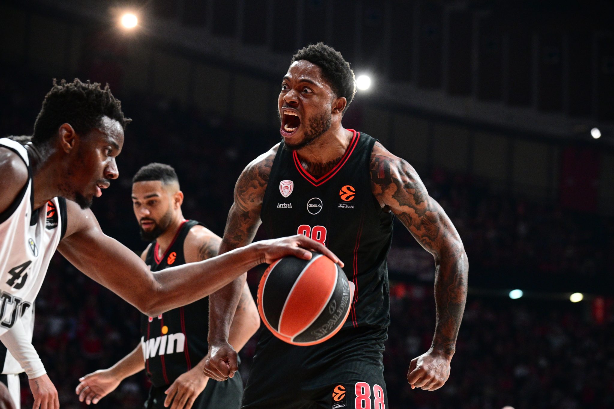 Ολυμπιακός – Βίρτους Μπολόνια 109-77: Να ‘ χα χίλια μάτια…