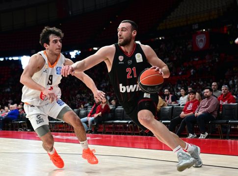 Ολυμπιακός – Προμηθέας Πάτρας 102-87: «Κατοστάρα» ξανά και εύκολο μεσημέρι στο ΣΕΦ