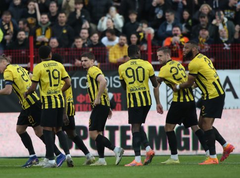 Πανσερραϊκός – ΑΕΚ 0-4: Πάρτι με Βάργκα και Μαρίν για την Ένωση