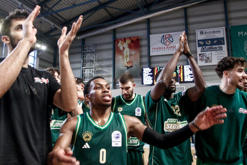 Η ομιλία των οπαδών του Παναθηναϊκού στους παίκτες μετά τη νίκη επί της Καρδίτσας (vid)