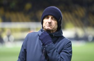 Ο Λουτσέσκου που μετράει ευκαιρίες που δεν υπάρχουν και η κόκκινη στον Ζαφείρη που δεν δόθηκε