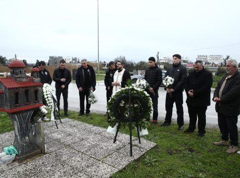 ΠΑΟΚ: Το ετήσιο μνημόσυνο στη μνήμη του Παναγιώτη Κατσούρη (vid)