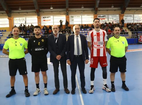 LIVE: Ολυμπιακός – ΑΕΚ