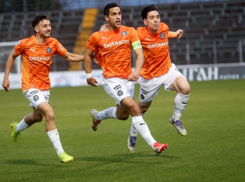 Λεβαδειακός – ΟΦΗ 0-1: Ήρωϊκοί Κρητικοί πήραν την πρόκριση με «10» στη Λιβαδειά