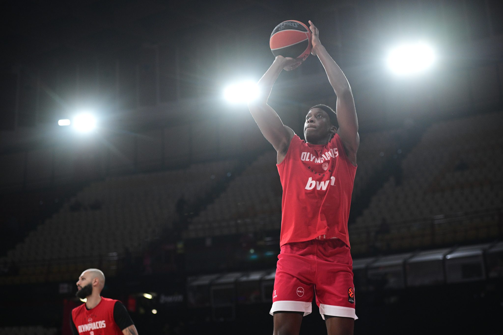 Η δωδεκάδα του Ολυμπιακού για το παιχνίδι με τον Ερυθρό Αστέρα