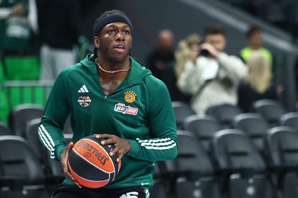 Το μπλουζάκι του Ναν από το Final Four του Βερολίνου με τα έξι αστέρια στο ζέσταμα του Παναθηναϊκού (pics)