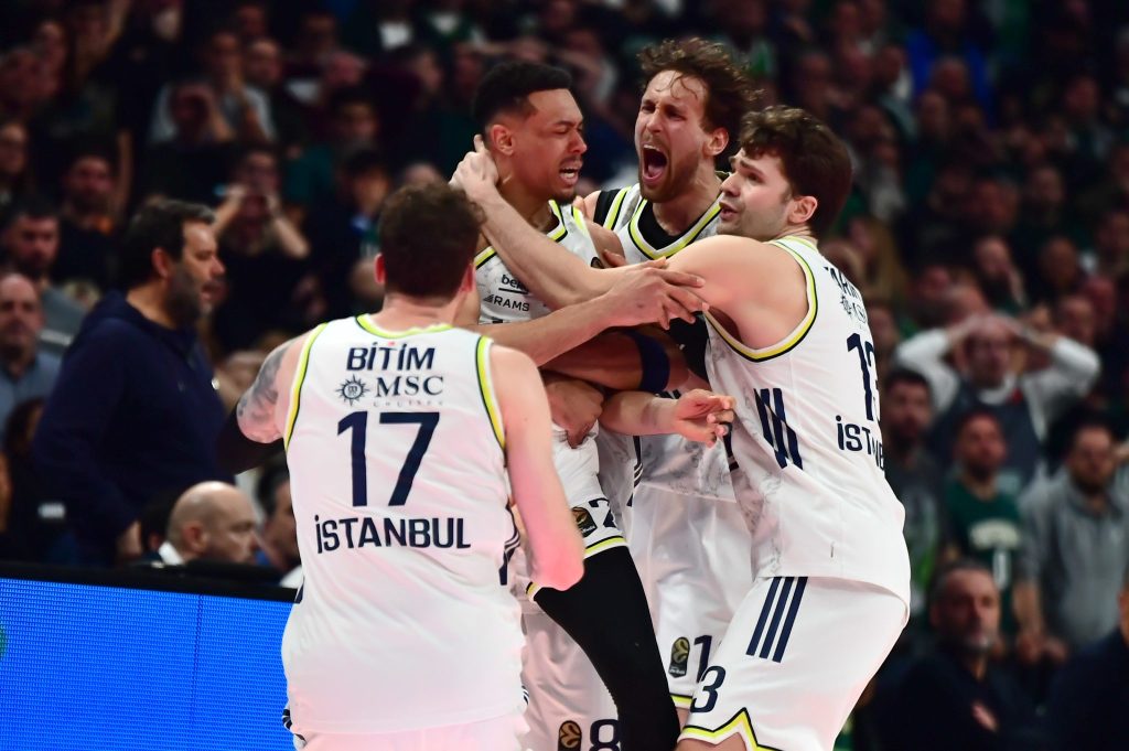 Το buzzer beater του Μπόλντγουιν που «ξέρανε» τον Παναθηναϊκό στο φινάλε (vid)