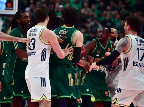 Η Φενέρμπαχτσε έκανε καταγγελία για τη σύρραξη στο ΟΑΚΑ μετά το buzzer beater του Μπόλντγουιν