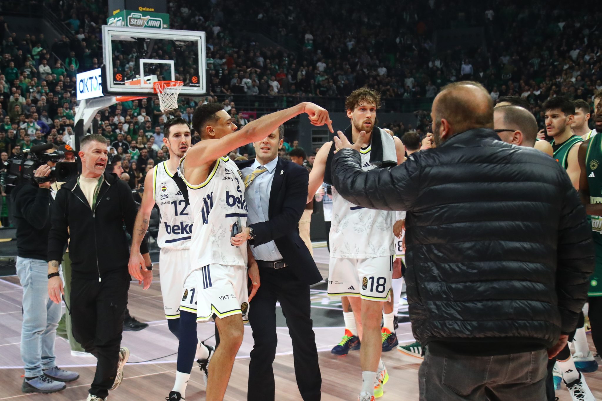 «Έχουν beef»: Το χρονικό της κόντρας του Μπόλντγουιν με τον Παναθηναϊκό, ο Λεσόρ και οι ατάκες για Ναν και Γκραντ (vids)