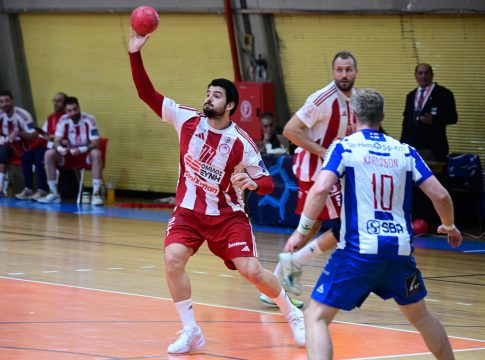 ΒΚ-46 – Ολυμπιακός 25-31: «Δίπλωσε» τους Φινλανδούς και πέταξε για τους «8» του EHF European Cup