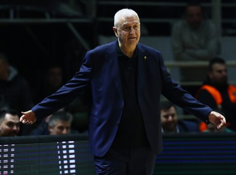 Σάκοτα: «Σπουδαίο ότι έχουμε 12 σερί νίκες ενώ δεν είμαστε ποτέ πλήρεις – Δείξαμε χαρακτήρα» (vid)