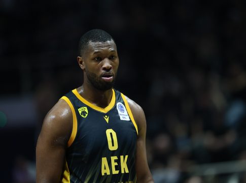 Γκρέι: «Θα είμαστε ανταγωνιστικοί κόντρα στον Ολυμπιακό» (vids)