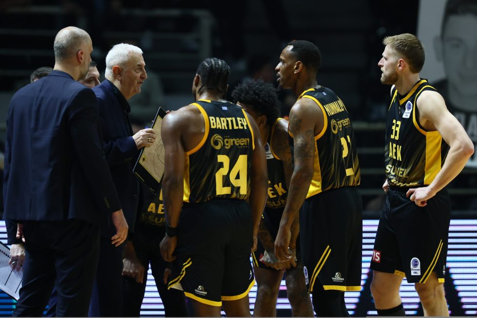 Η εξάδα των ξένων της ΑΕΚ για το ματς με τον Ολυμπιακό