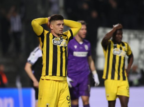 Τα τρία δοκάρια που θα μπορούσαν να γράψουν αλλιώς την ιστορία και το μήνυμα που έστειλε η ΑΕΚ στην Τούμπα (vids)