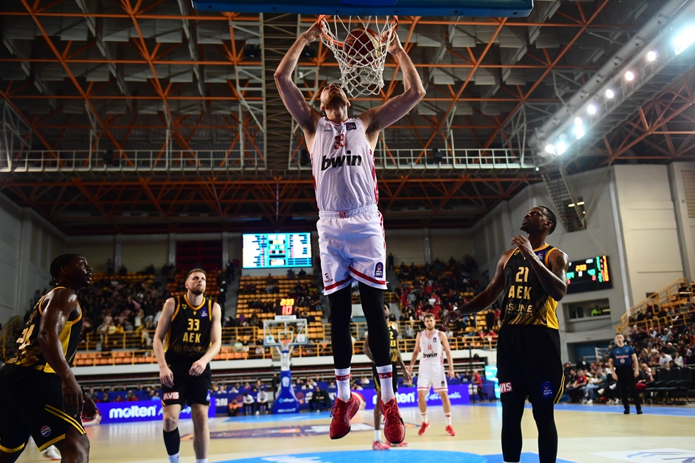 Μιλουτίνοφ: «Ήταν ένα καλό παιχνίδι για εμάς και το σημαντικό είναι πως πήραμε τη νίκη»