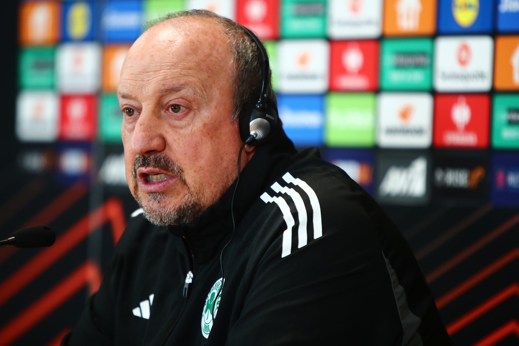 Μπενίτεθ: «Ξέρω ότι όλοι περιμένουν πιο πολλά από εμάς – Συναντήσαμε περισσότερα προβλήματα από όσα περιμέναμε»