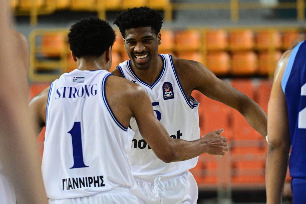 Το απίθανο κάρφωμα του Σμιθ για τον Ηρακλή κόντρα στη Μύκονο Betsson (vid)