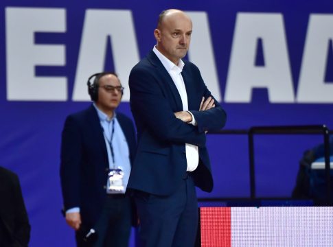 Ζντοβτς: «Έβλεπα παίκτες με κατεβασμένα κεφάλια κι αυτό με σκοτώνει»