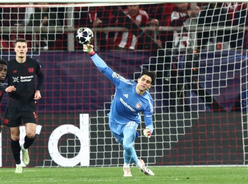 Ολυμπιακός – Λεβερκούζεν: Εξαιρετική απόκρουση του Τζολάκη σε προβολή του Σικ (vid)