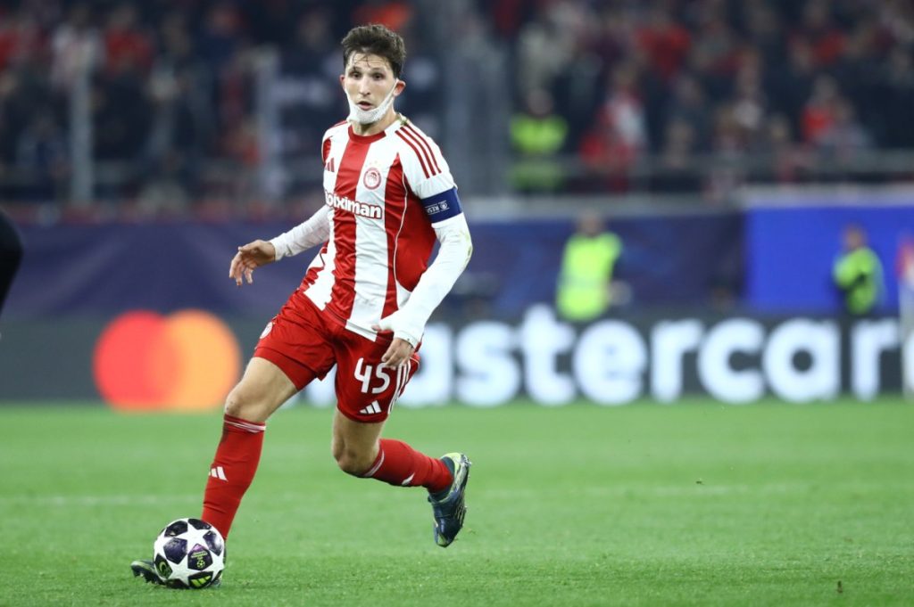 Παναγιώτης Ρέτσος: Πρόσωπο γεμάτο αίματα, 15 ράμματα, σπασμένο χέρι και… συνεχίζει!