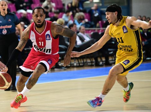 Μόντε Μόρις «παρών»: Αυτά έκανε ο Αμερικανός στην επανεμφάνισή του στα παρκέ (vids)