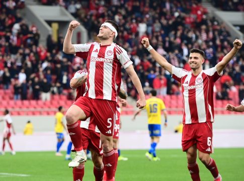 Ολυμπιακός – Παναιτωλικός 2-0: Επιστροφή στις νίκες και την κορυφή
