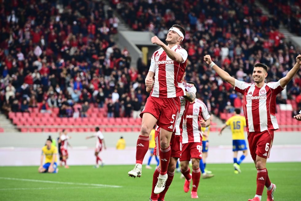 Ο Πιρόλα με κεφαλιά άνοιξε το σκορ για τον Ολυμπιακό (vid)