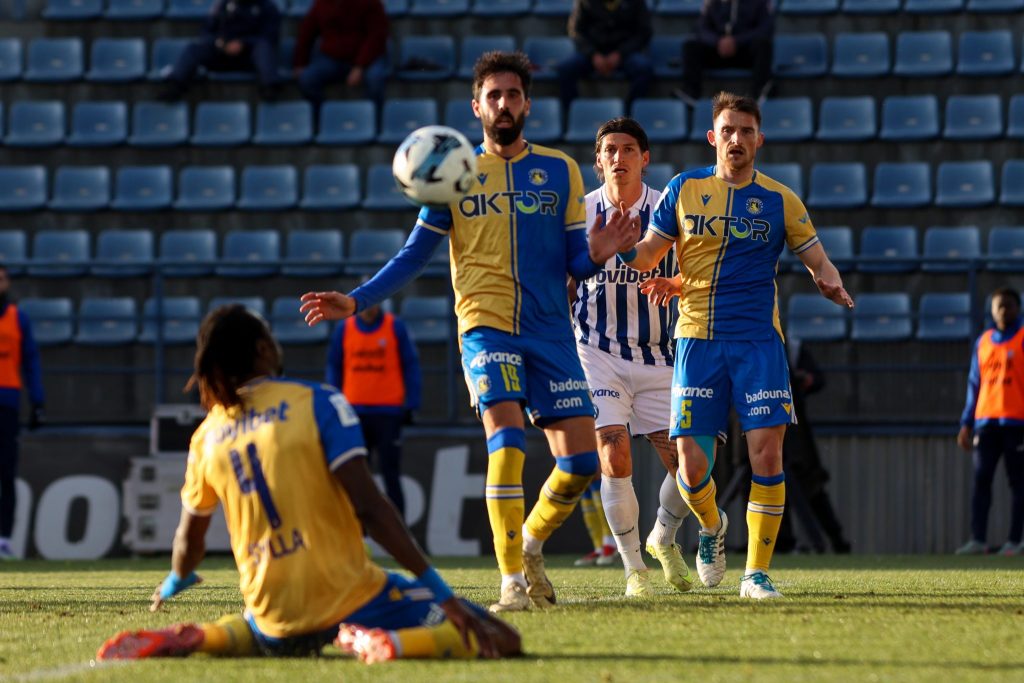 Στα σχοινιά ο Αστέρας Τρίπολης: Στο -4 από τη σωτηρία με ματς παραπάνω και παιχνίδια-φωτιά ως το τέλος της κανονικής περιόδου