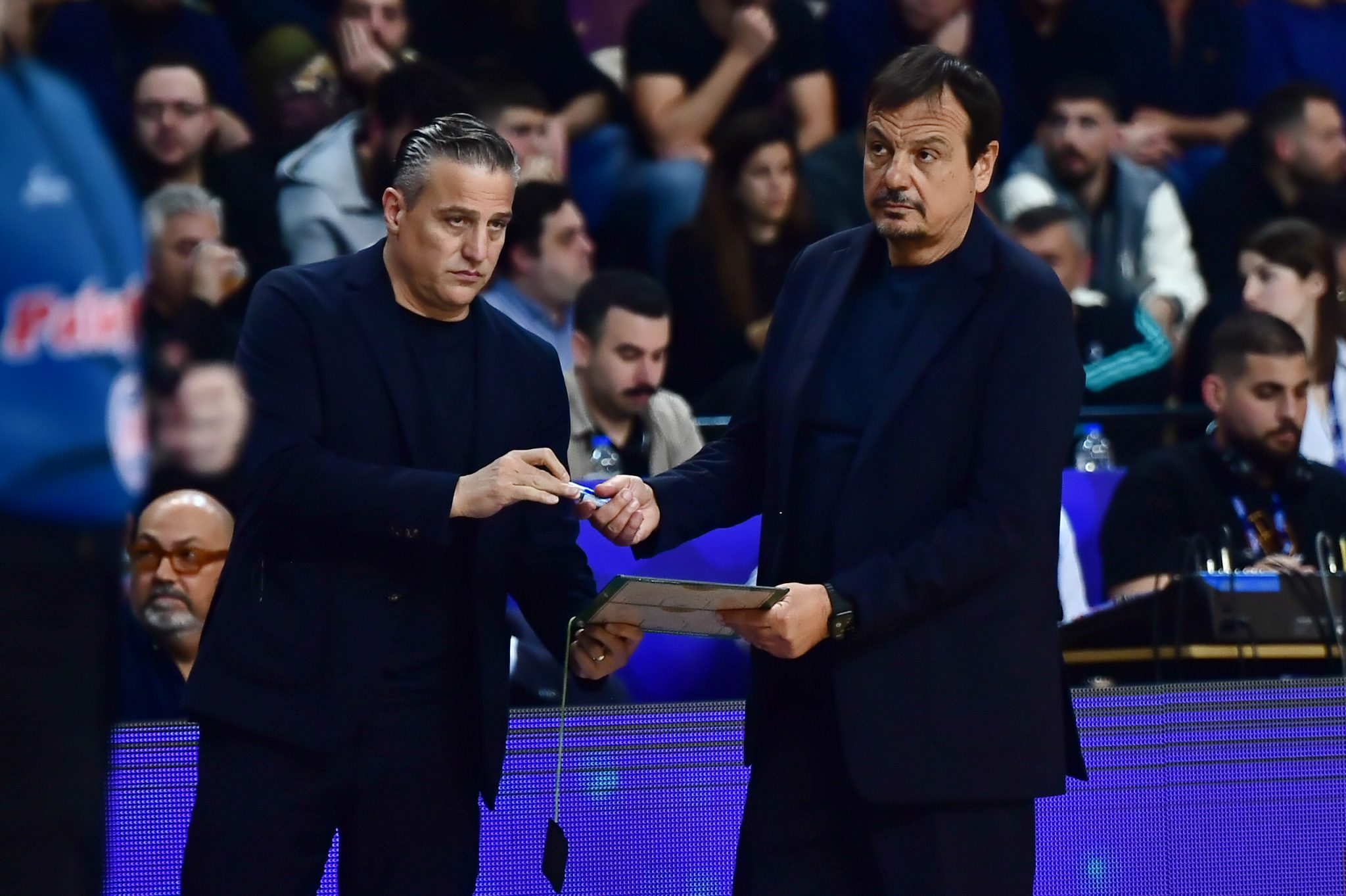 Αταμάν: «Βλέπω μόλις 7-8 δημοσιογράφους, αν χάναμε θα ήταν περισσότεροι»