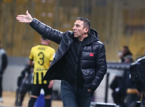 Παπαδόπουλος: «Οι παίκτες μου πρέπει να μάθουνε πώς είναι η συμπεριφορά των πρωταθλητών»