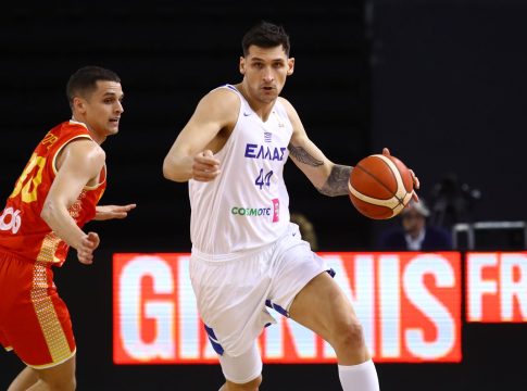 Τελευταία (δι)έξοδος: Ντίνος Μήτογλου