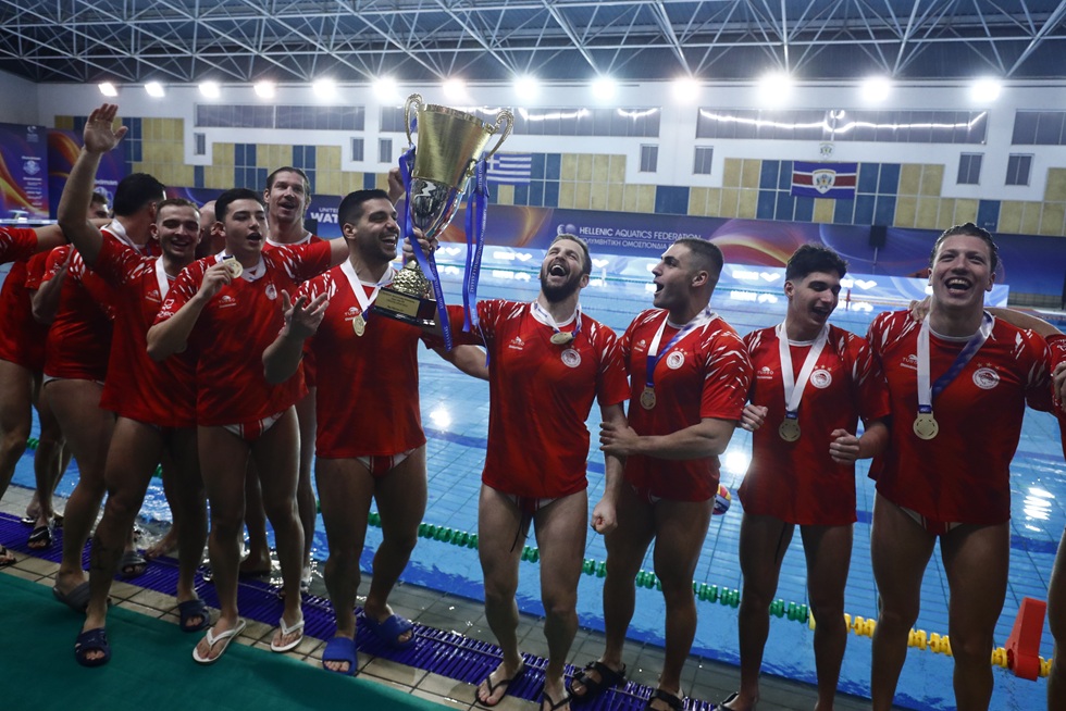 Τα συγχαρητήρια της ΠΑΕ Ολυμπιακός στην ομάδα πόλο για το Κύπελλο