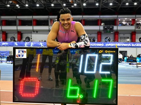 Εμμανουήλ Καραλής: Ο υπεραθλητής του Ολυμπιακού κατακτά τον κόσμο! (vids)