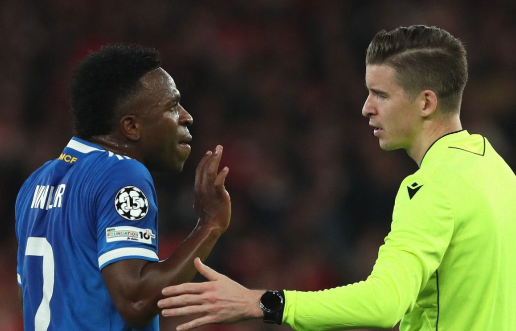 Η πρώτη επίσημη θέση της UEFA για τη φερόμενη ρατσιστική επίθεση του Πρεστιάνι στον Βινίσιους