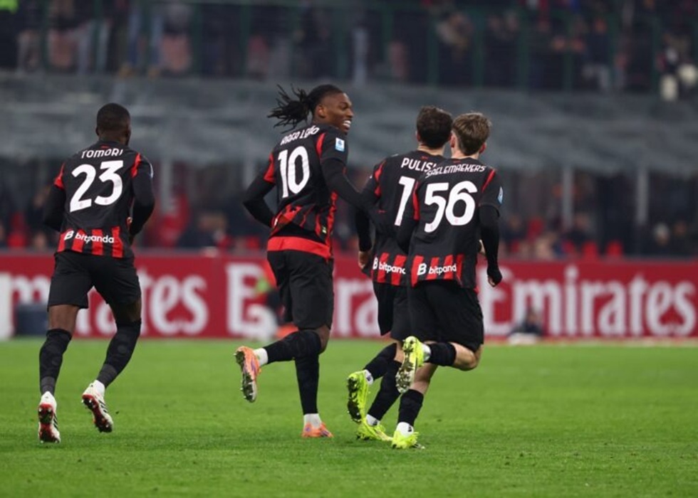 LIVE: Πίζα – Μίλαν