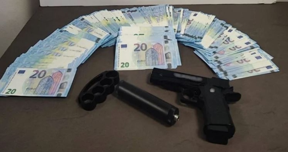 Θεσσαλονίκη: Κατασχέθηκαν 723 πλαστά 20ευρα και όπλα – Συνελήφθη 21χρονος