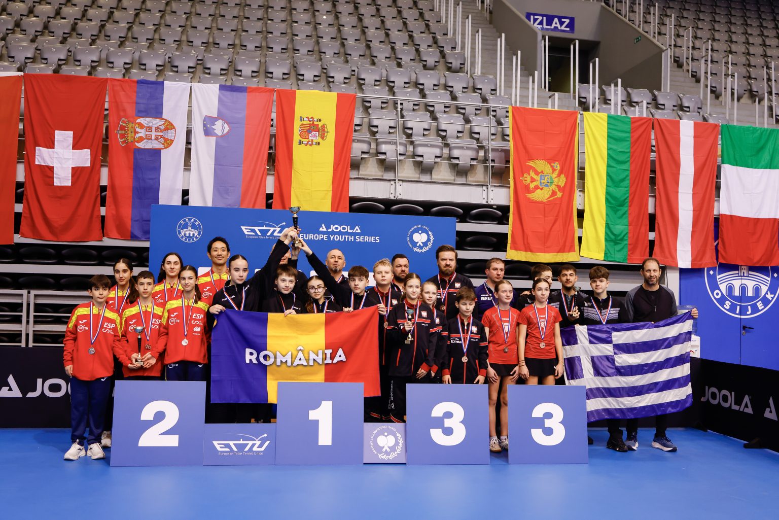 Προχωρούν στα ταμπλό σε απλό και διπλό Μαρκουλάκης και Αλεξίδης  στην Κροατία