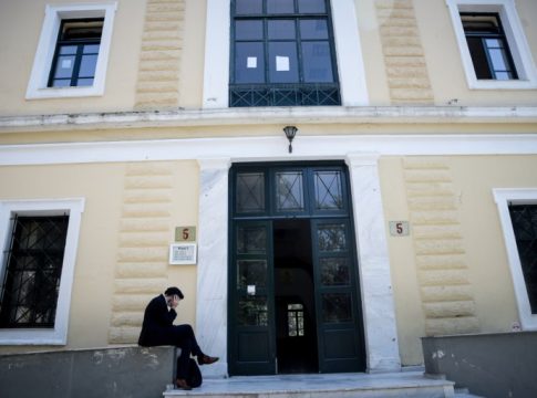 Ποινική δίωξη σε βάρος του γνωστού μάνατζερ για επικίνδυνη οδήγηση και απείθεια