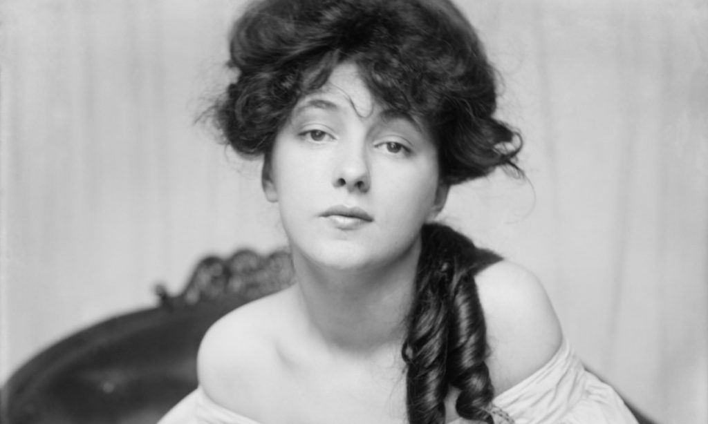 Το πρώτο supermodel και η δίκη του αιώνα: Η άνοδος και η πτώση της Έβελιν Νέσμπιτ σε έναν κόσμο που δεν είχε φτιαχτεί για εκείνη