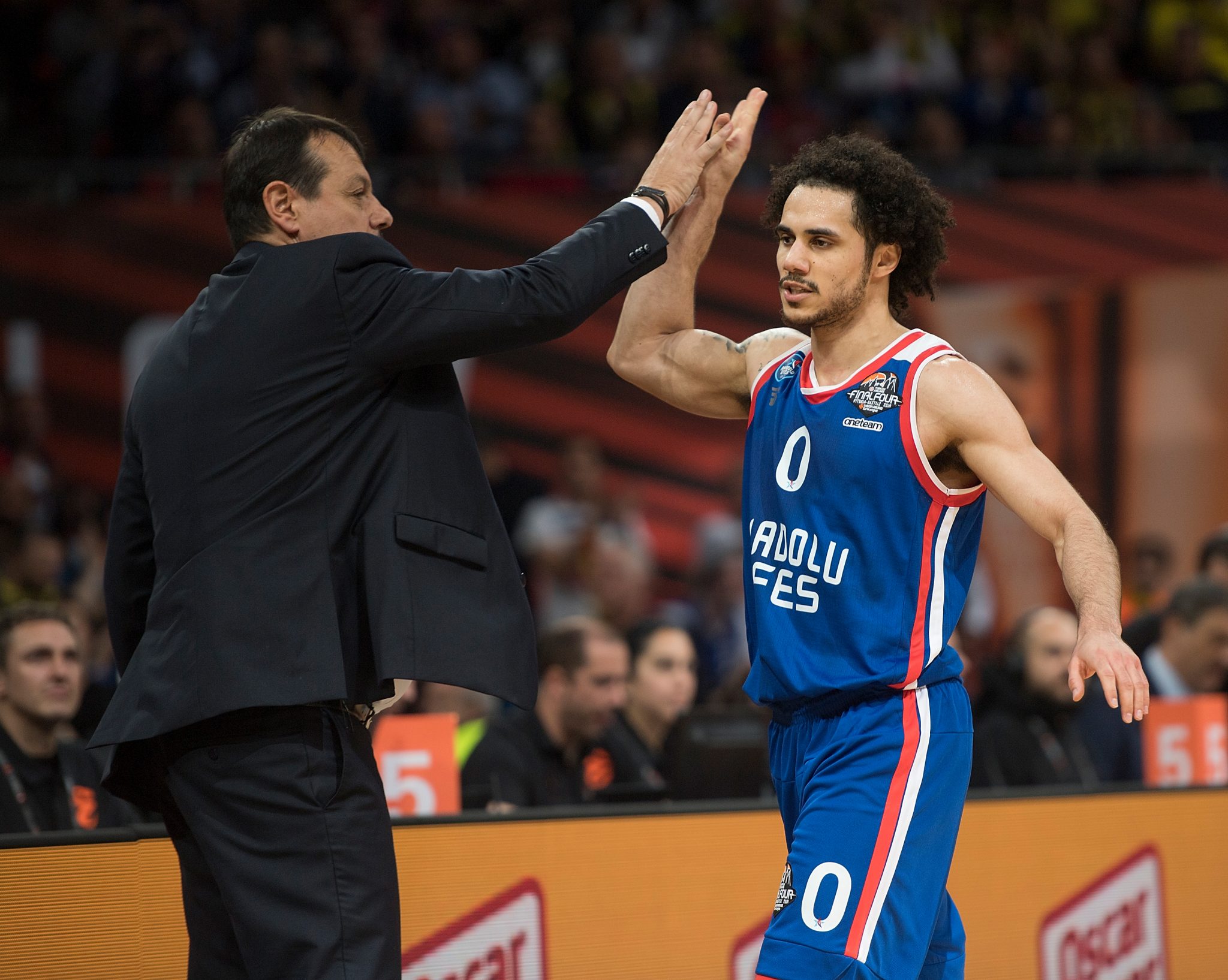 Ατάκες Λάρκιν για Αταμάν: «Σε εκθέτει…» (vid)