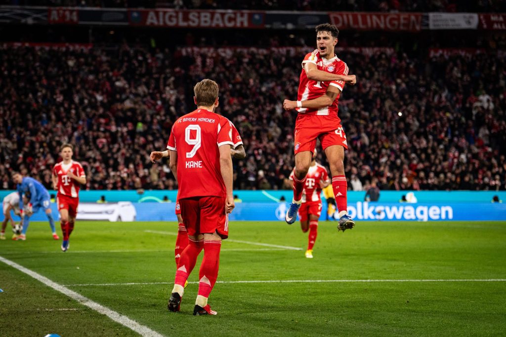 Μπάγερν Μονάχου – Λειψία 2-0: «Καθάρισαν» σε τρία λεπτά και… πέταξαν για τα ημιτελικά οι Βαυαροί