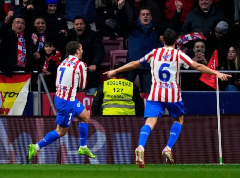 Ατλέτικο Μαδρίτης – Μπαρτσελόνα 4-0: Ονειρική παράσταση των «ροχιμπλάνκος» με φόντο τον τελικό του Κυπέλλου