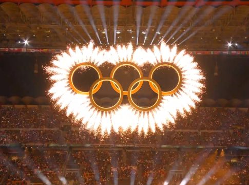 Αποθέωση για τους Ιταλούς: «Η πιο αξέχαστη Τελετή Έναρξης των Χειμερινών Ολυμπιακών Αγώνων»