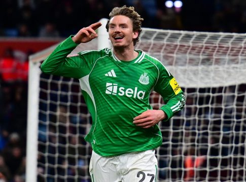 Άστον Βίλα – Νιούκαστλ 1-3: Με ανατροπή στους «16» του FA Cup