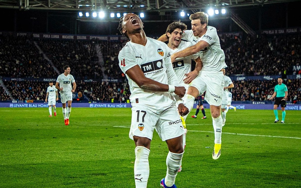 Λεβάντε – Βαλένθια 0-2: Διπλό… χρυσάφι για τις «νυχτερίδες»