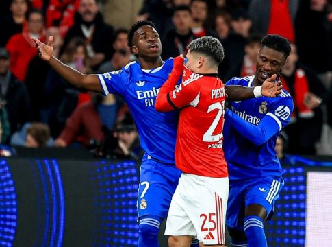 Η Ρεάλ στο πλευρό του Βινίσιους: «Όποτε μας πει, φεύγουμε από το γήπεδο»!