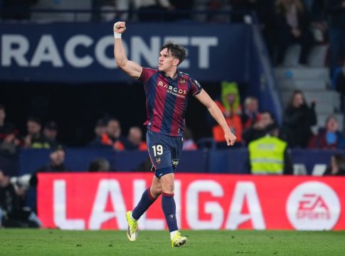 Λεβάντε – Αλαβές 2-0: Ο Εσπί την κρατά ζωντανή