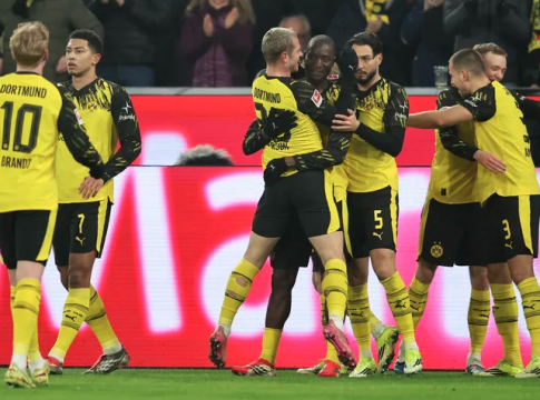 Ντόρτμουντ – Μάιντζ 4-0: Συνεχίζει στο… κυνήγι της Μπάγερν