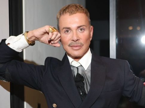 Απασφάλισε ο Λάκης Γαβαλάς με αφορμή τον πανικό γύρω από την παρουσία του Μπραντ Πιτ στην Ελλάδα